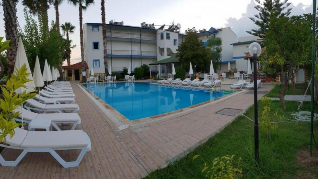 Antalya Satılık Otel (3 yıldız) deniz manzaralı