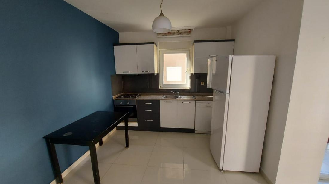 Двухкомнатная квартира и меблированная гостиная на продажу в Horma Konyalti Antalya 